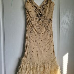 Teri Jon by Rickie Freeman Beautiful 3D flower beaded dress